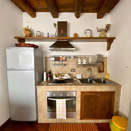 הוילה סירקוזה Residenza Eos מראה חיצוני תמונה