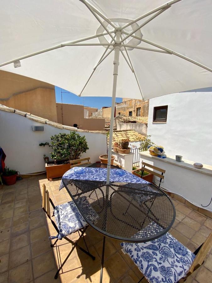 הוילה סירקוזה Residenza Eos מראה חיצוני תמונה